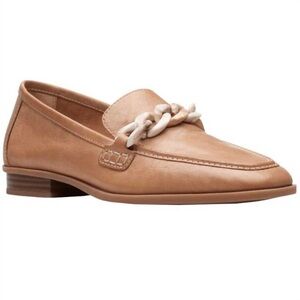 CLARKS sarafyna iris loafers in nougat leather